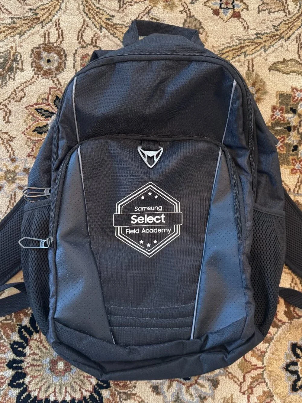 Samsung Backpack - Samsung Select Field Academy - USB Port